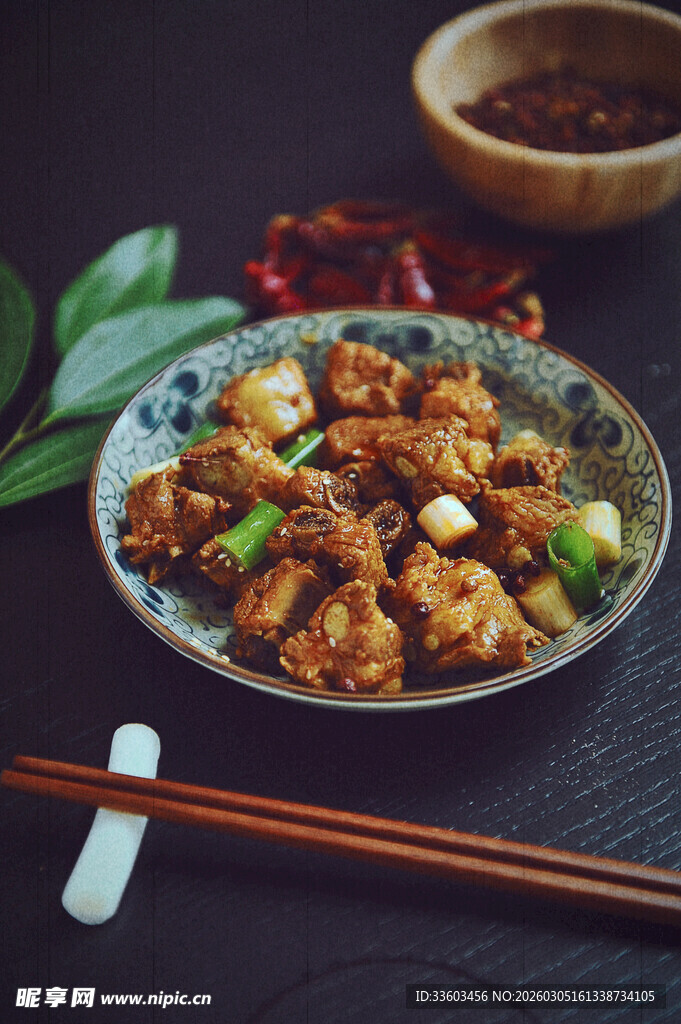 美味中式炒排骨