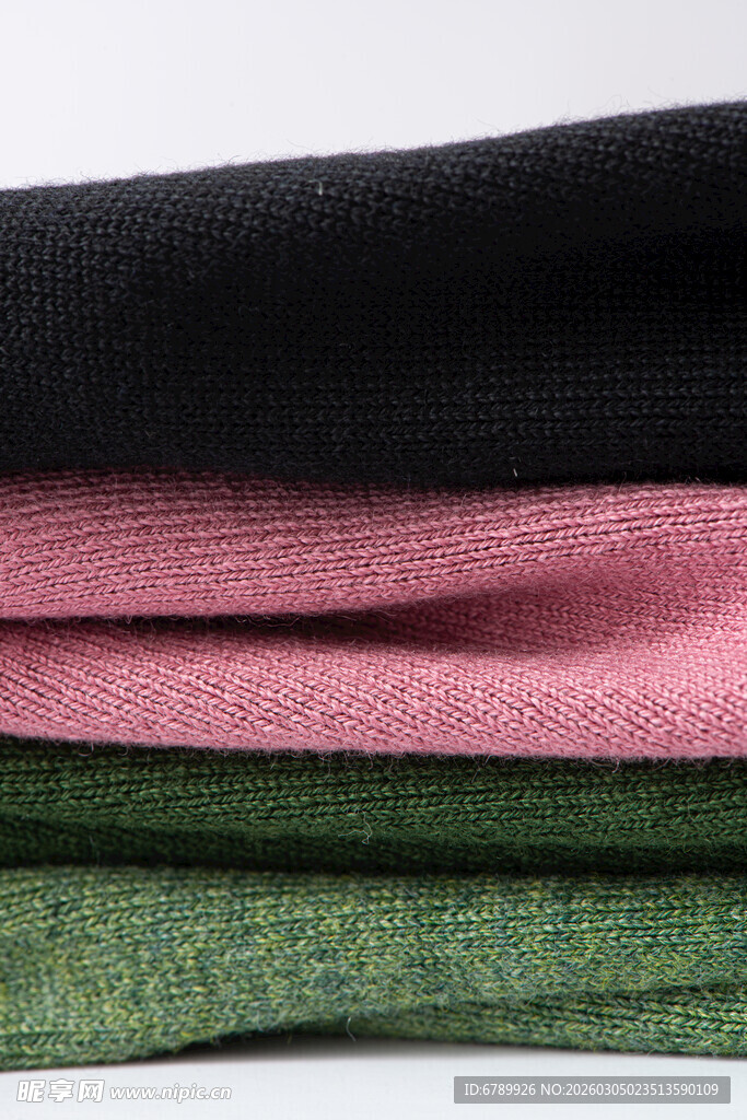 多彩棉袜叠放展示