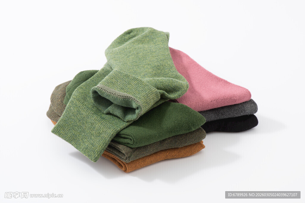 多彩叠放的棉袜