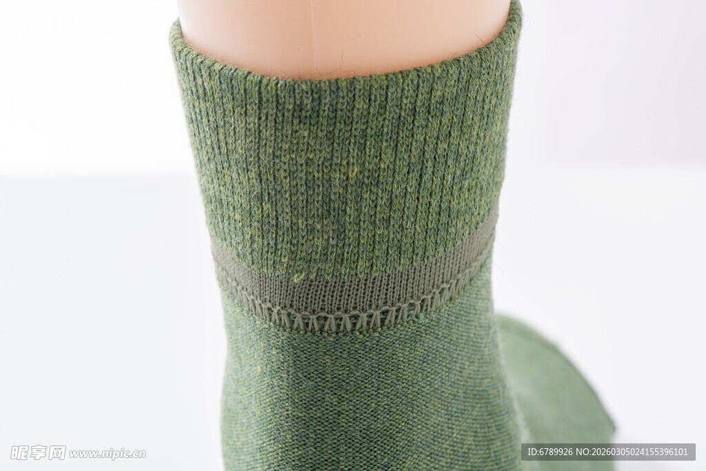 绿色针织袜子特写