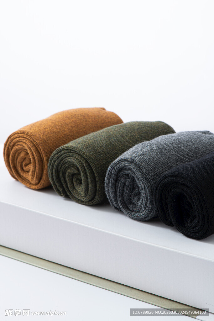 多彩卷状棉袜展示