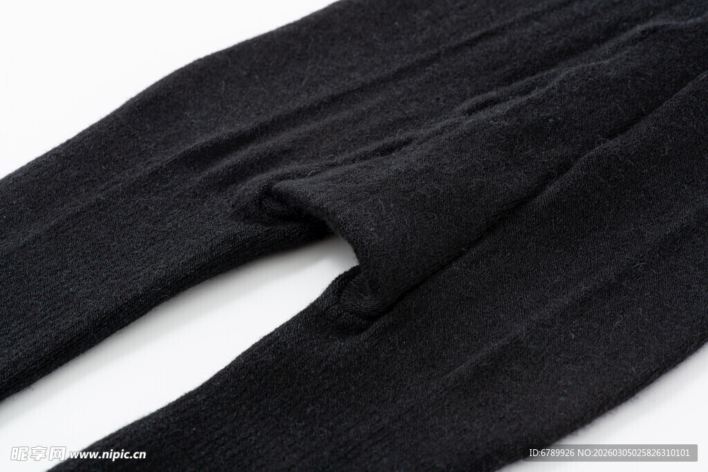 黑色针织长裤特写