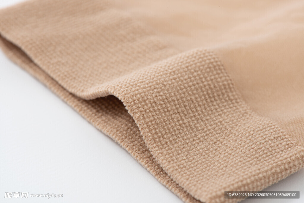 米色短丝袜袜口