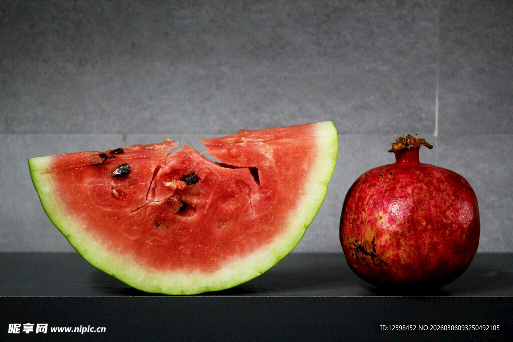 西瓜与石榴