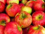 红苹果堆叠的诱人画面