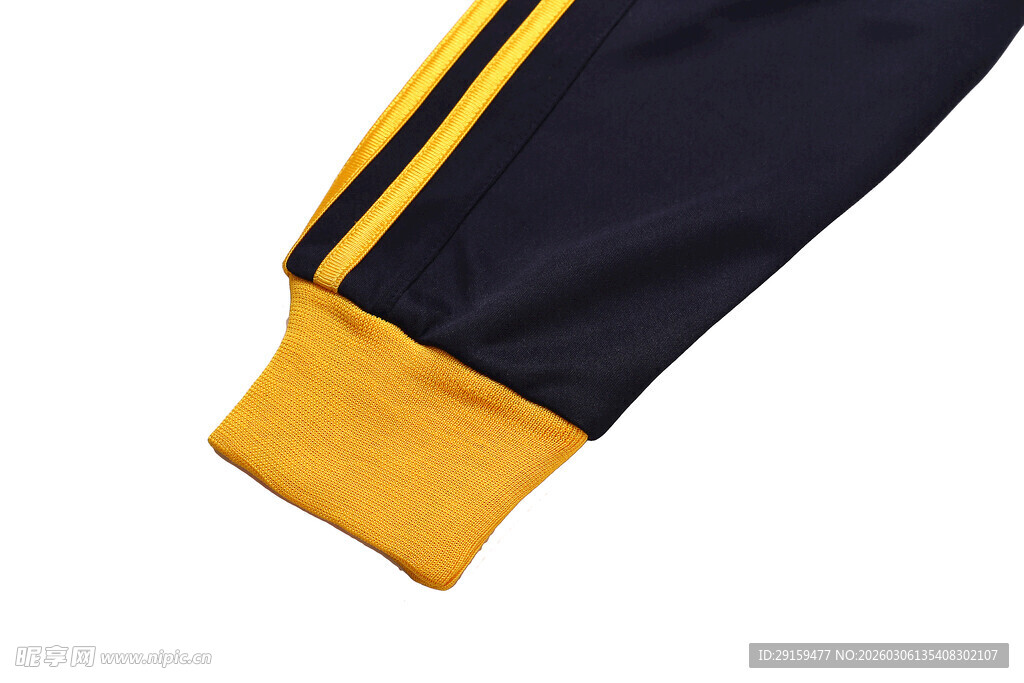 黄黑拼接袖口运动服细节