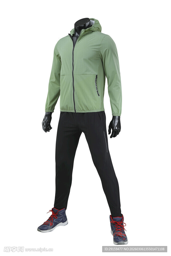浅绿色户外连帽运动套装