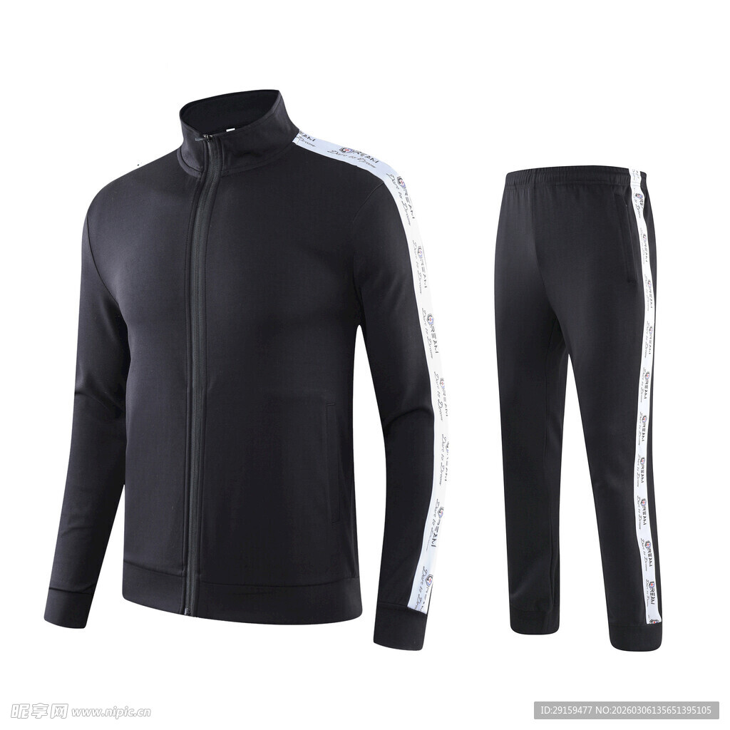 黑色运动套装两件套