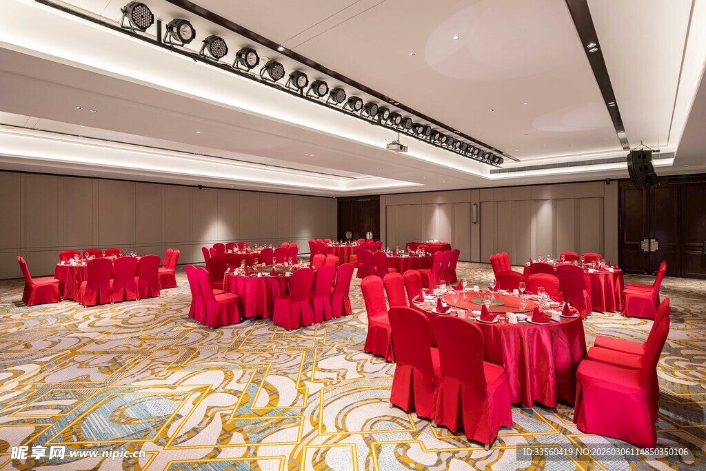 豪华宴会厅布置