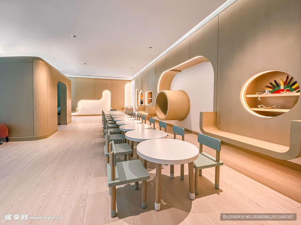 现代简约风儿童餐厅空间