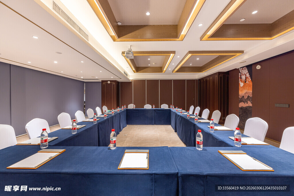 高端会议室布置场景