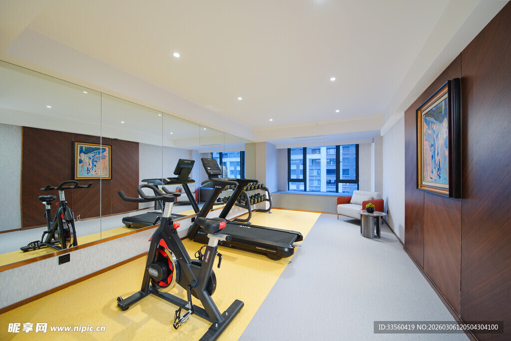现代风格健身房室内场景
