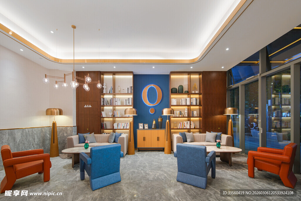 优雅舒适的现代书房空间