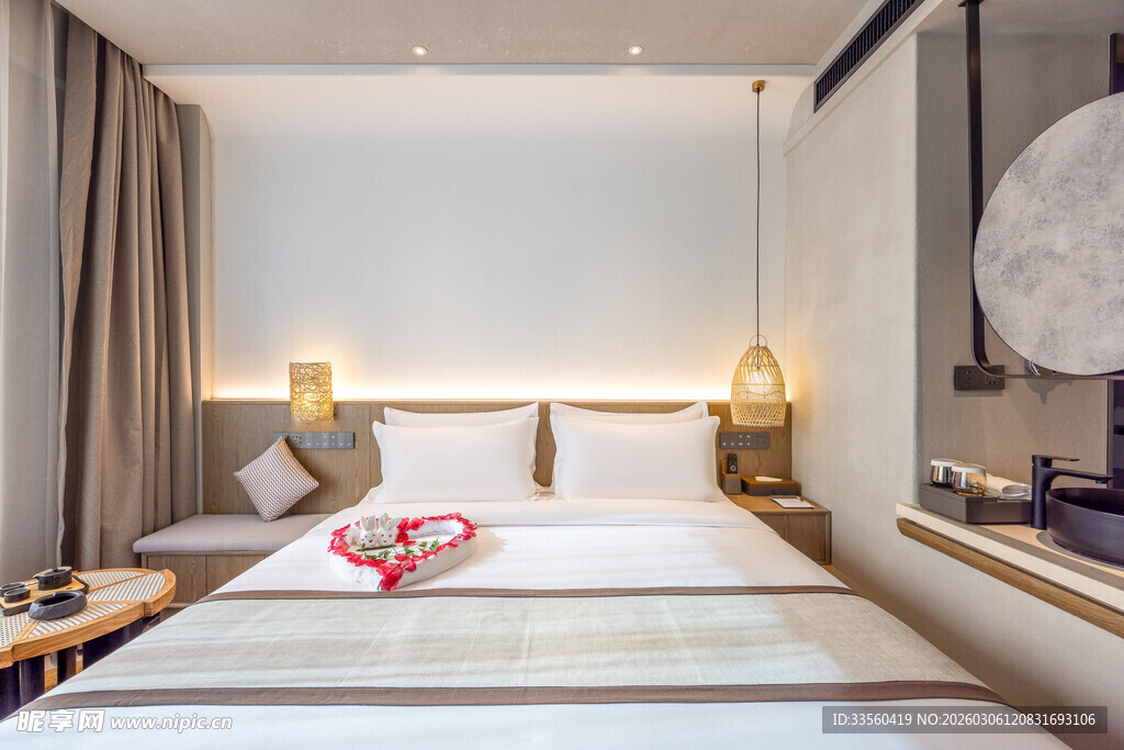 温馨简约风卧室舒适空间