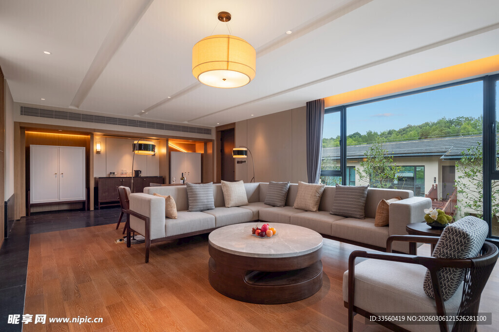 现代风格温馨客厅空间