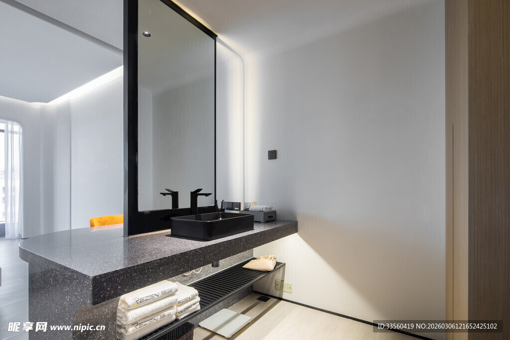 现代简约风格浴室洗手台