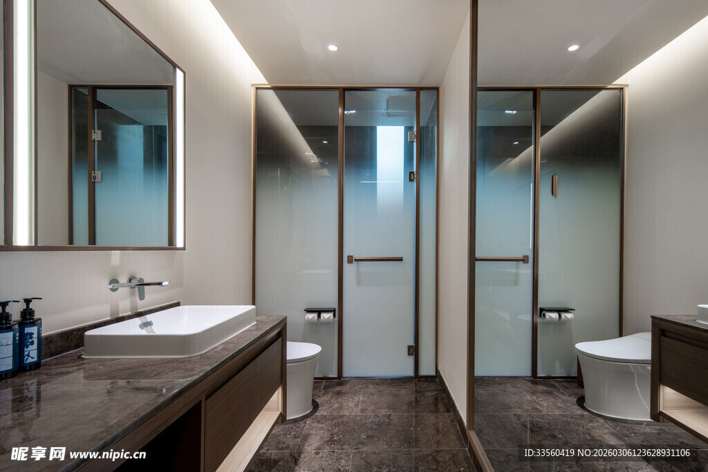 现代简约风格卫生间设计