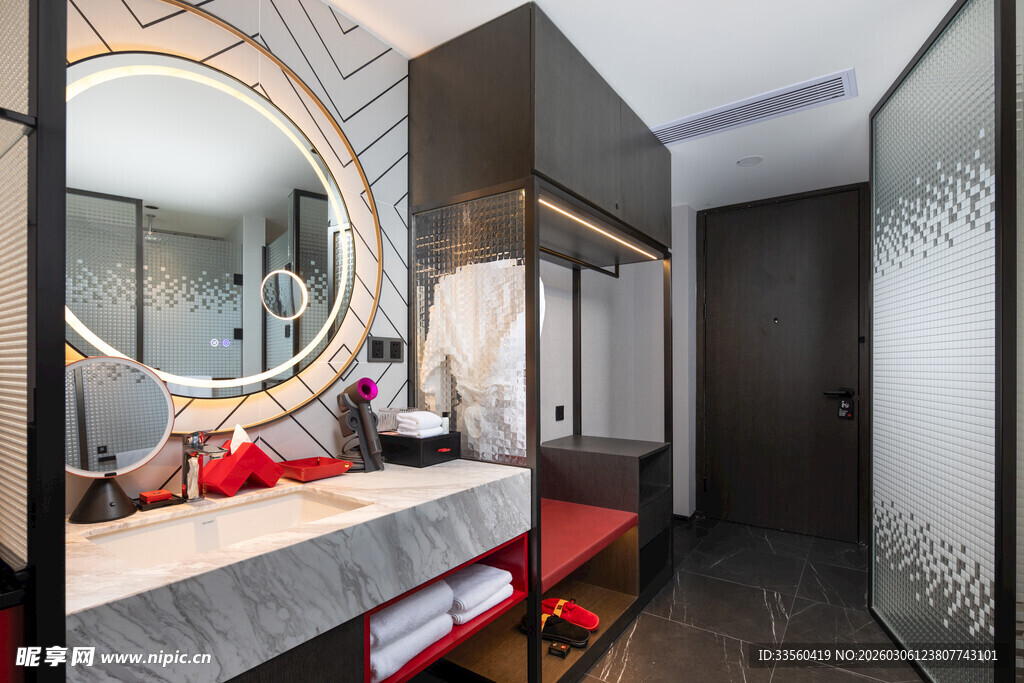 现代简约风精致浴室空间