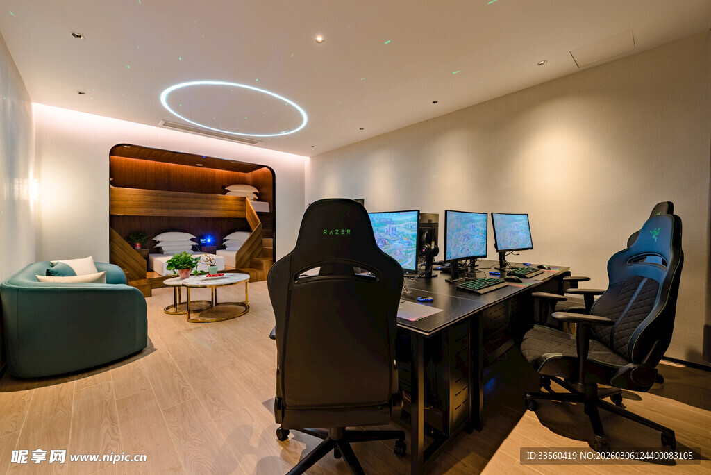 现代电竞室舒适游戏空间