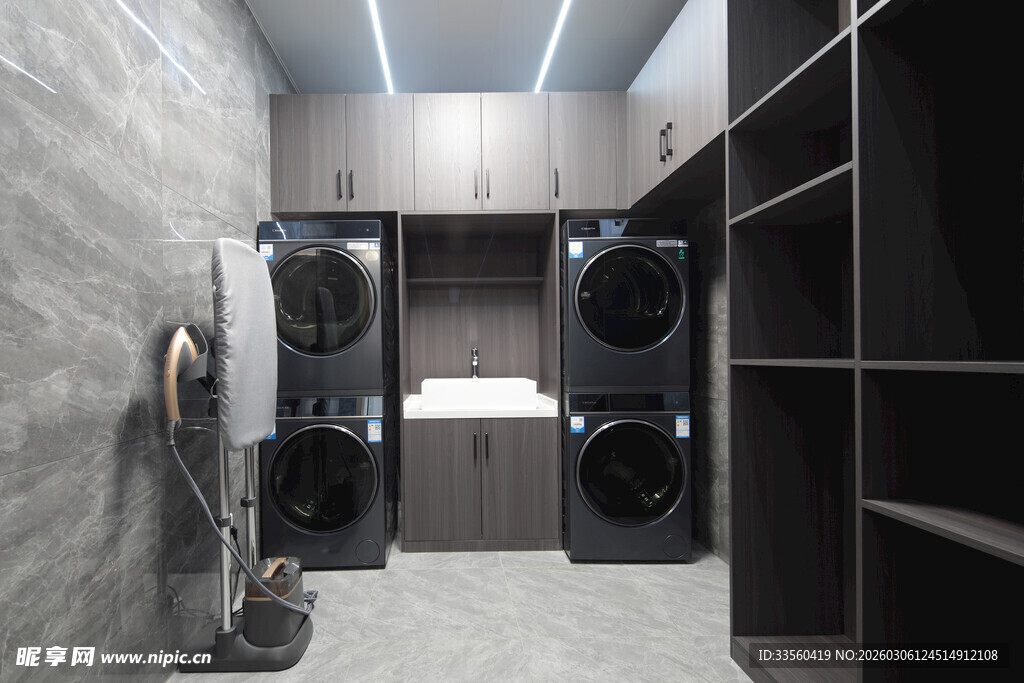 现代风格室内洗衣机摆放区