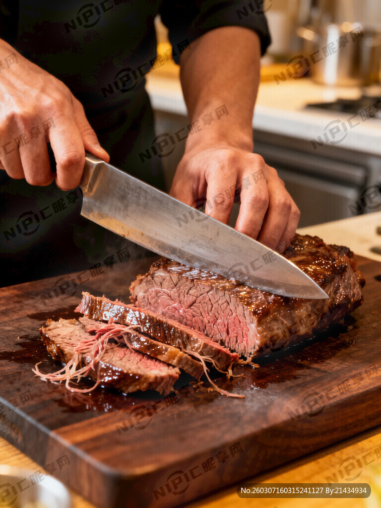 厨师现切新鲜牛肉
