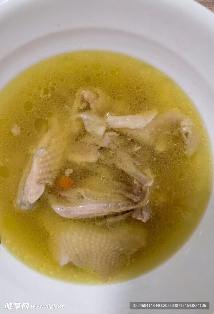 香浓鸡汤滋补美味佳肴