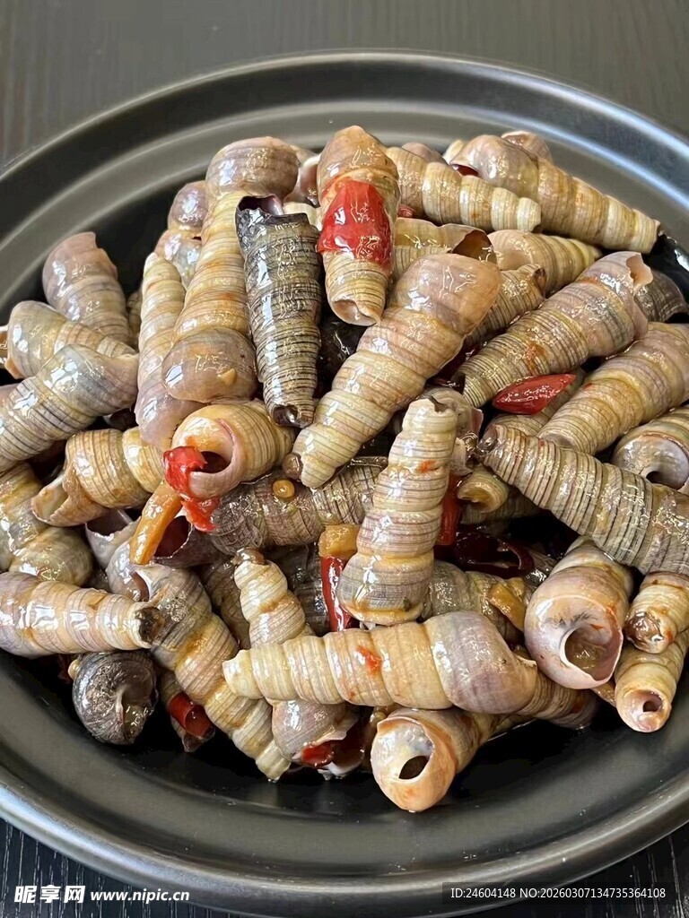 盘中美味钉螺