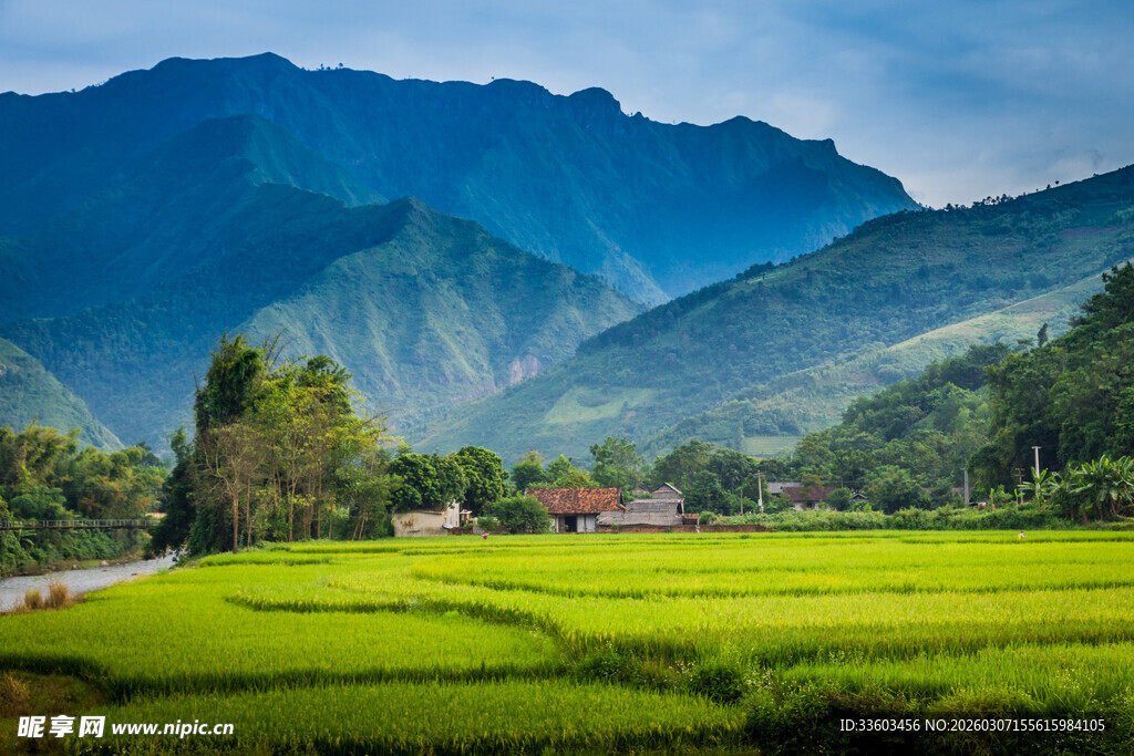 田园山间美景