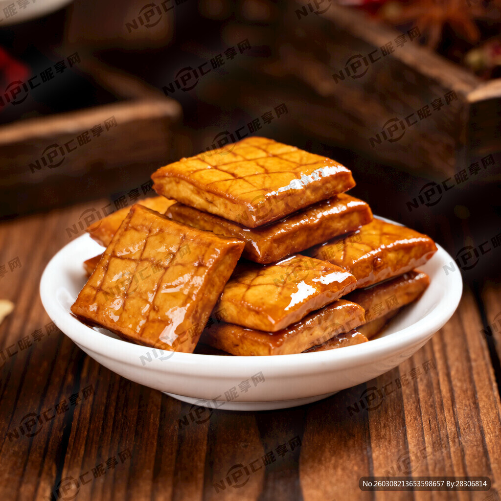 苏州津津豆腐干装在小盘子里