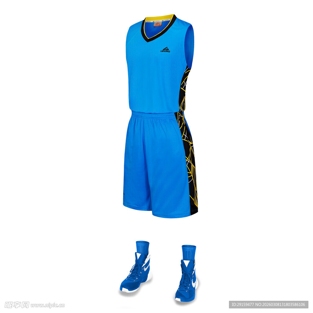 蓝色篮球运动套装及球鞋