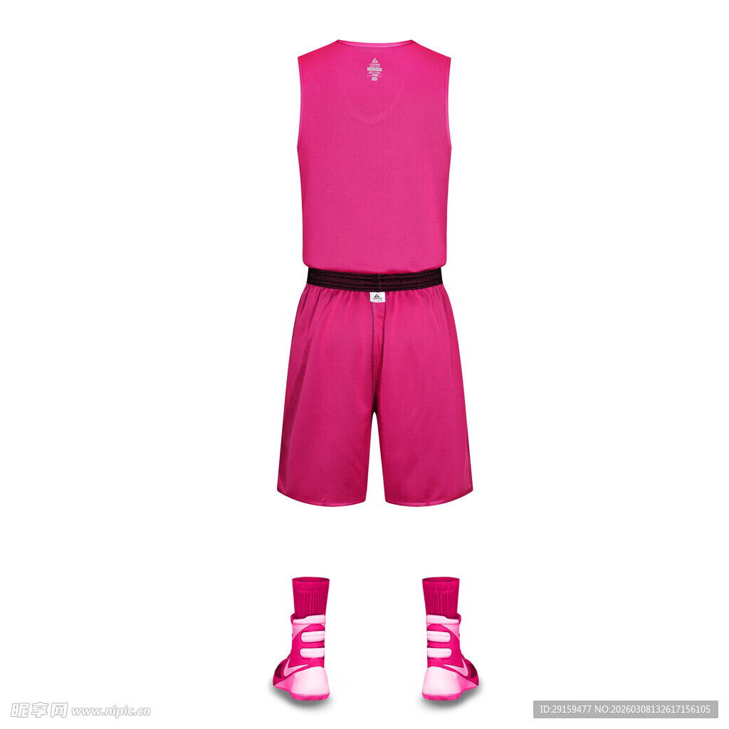 粉色运动套装及鞋袜展示