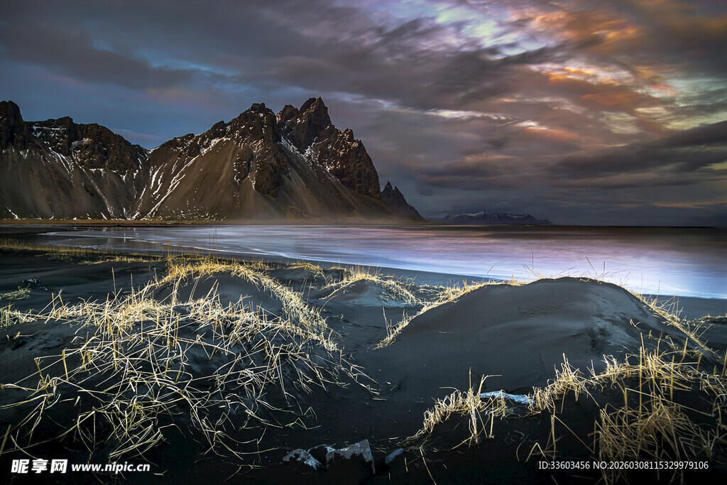 壮丽山海间的梦幻景致