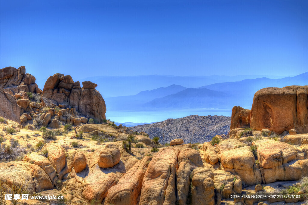 壮丽沙漠岩石景观