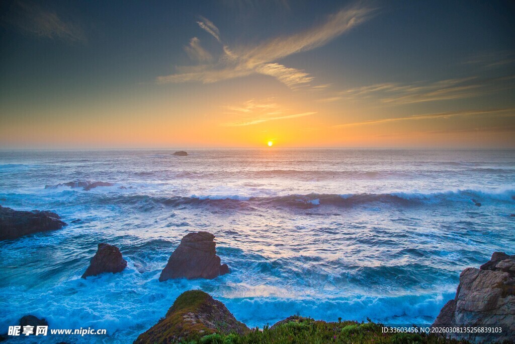 海边壮丽日出美景