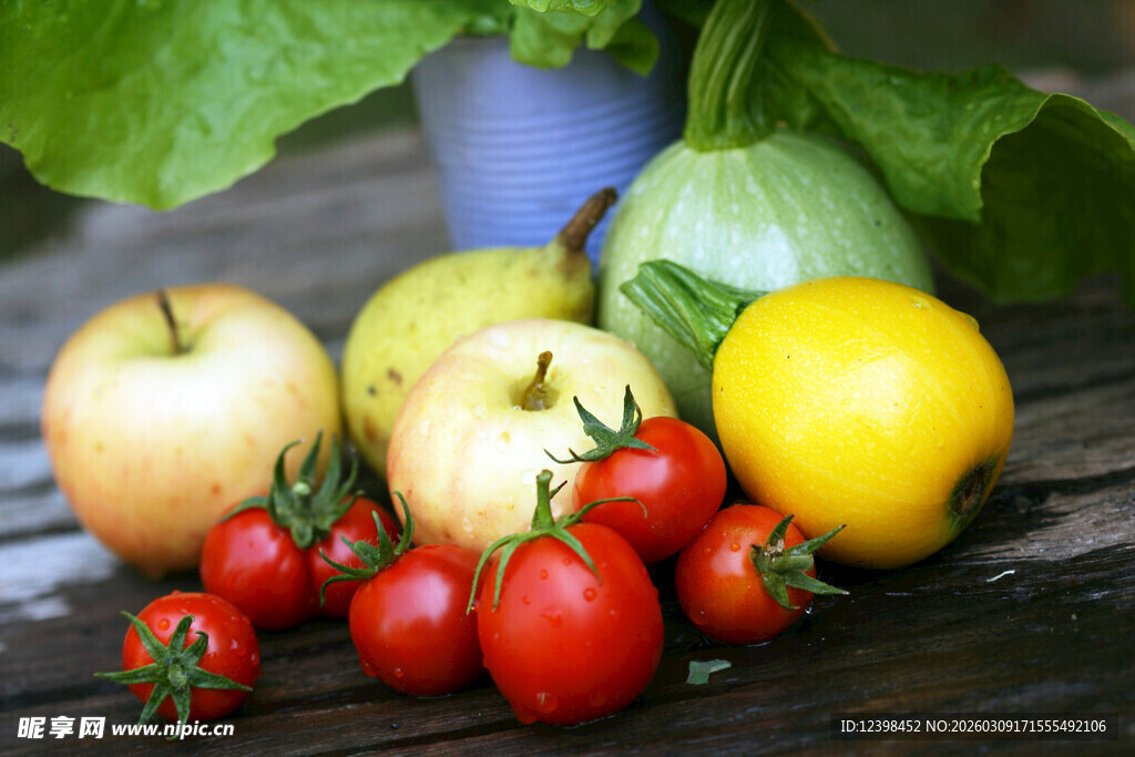 新鲜多样蔬果