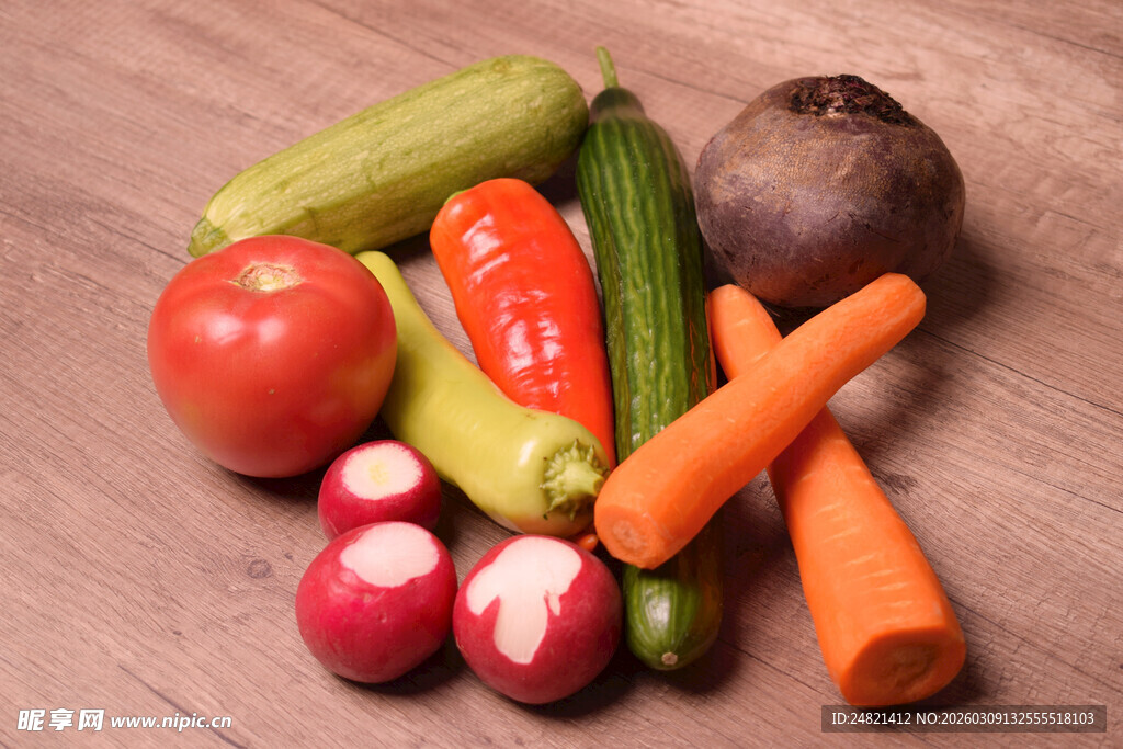 多彩新鲜蔬菜组合