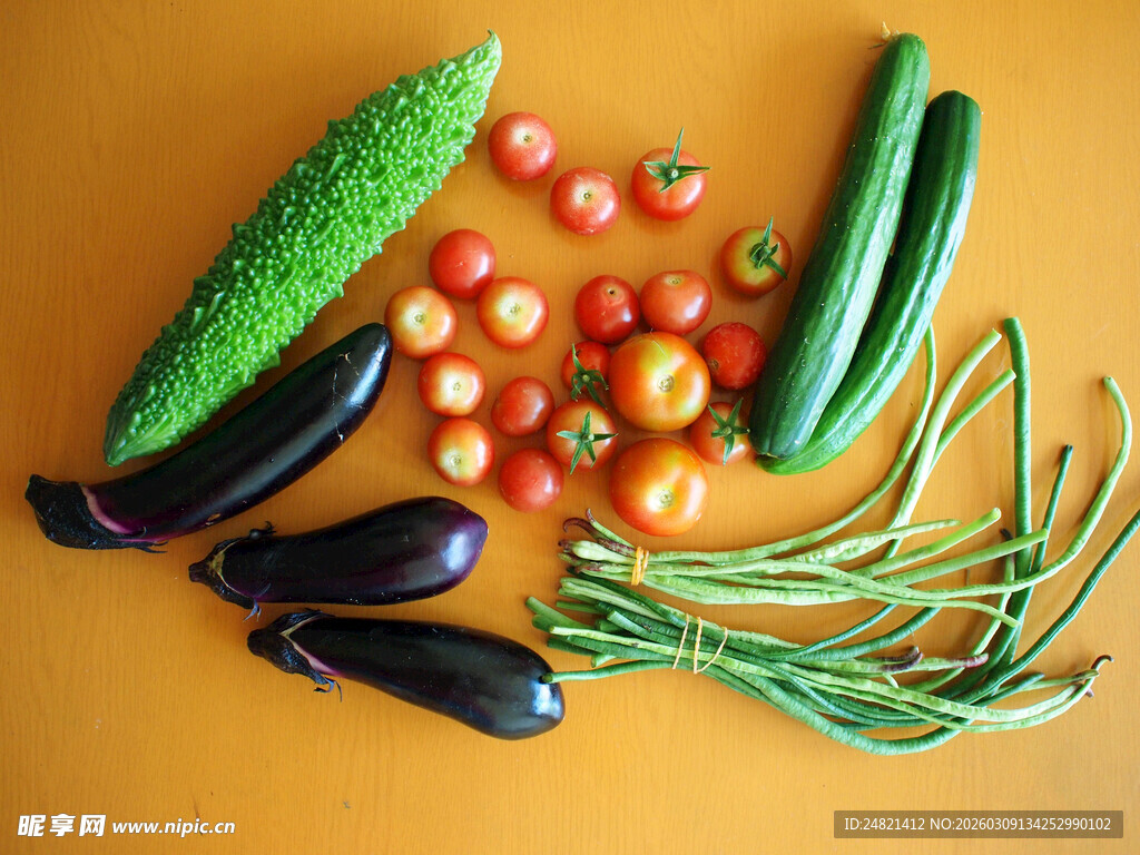 多彩新鲜蔬菜组合