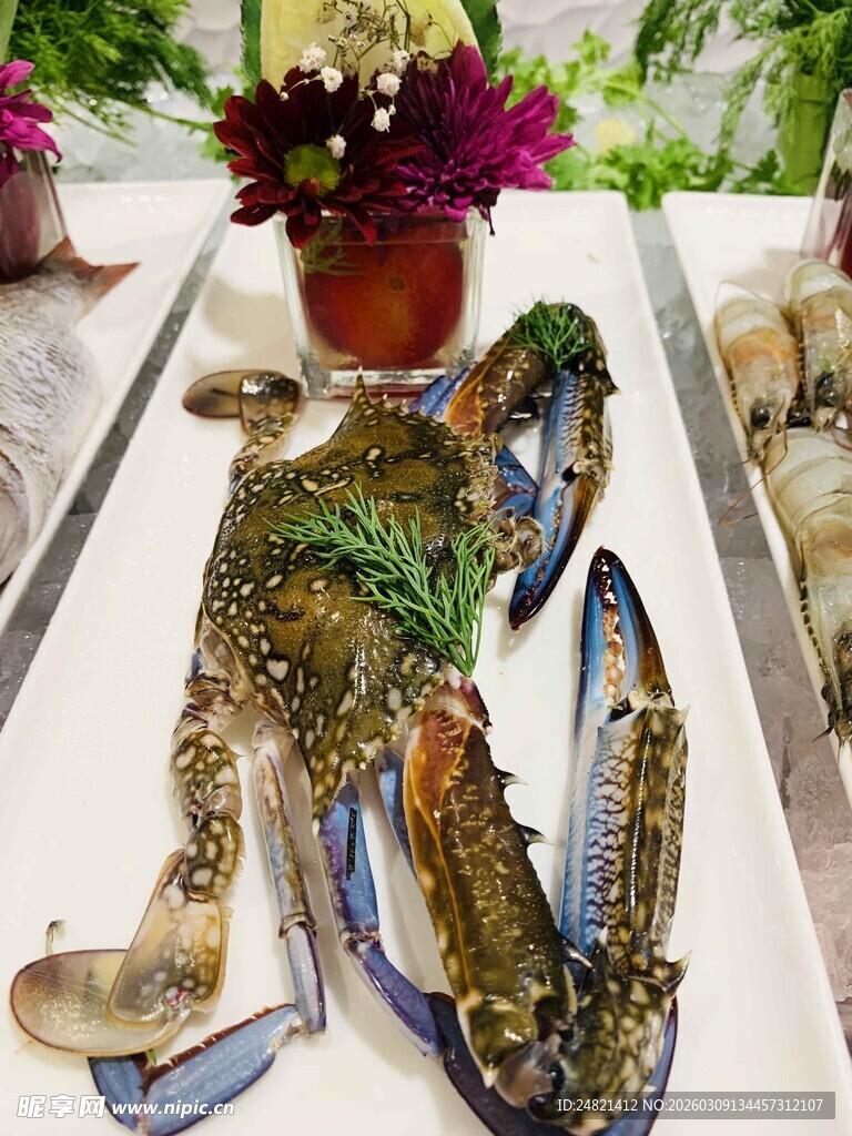 美味大龙虾摆盘精致