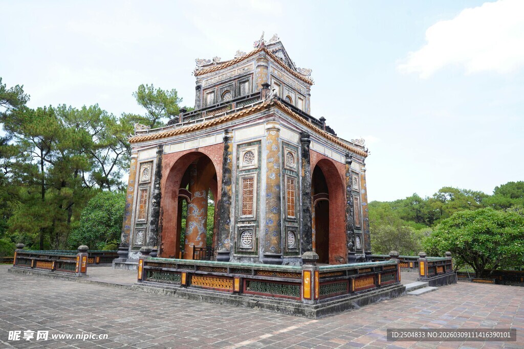 古老中式凉亭建筑景观