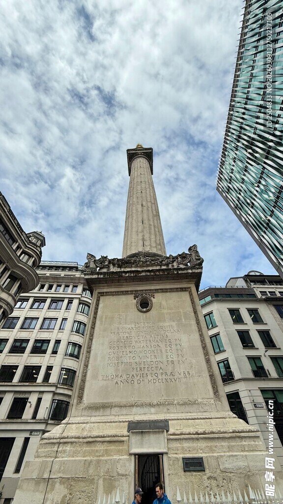 伦敦纪念碑建筑外观