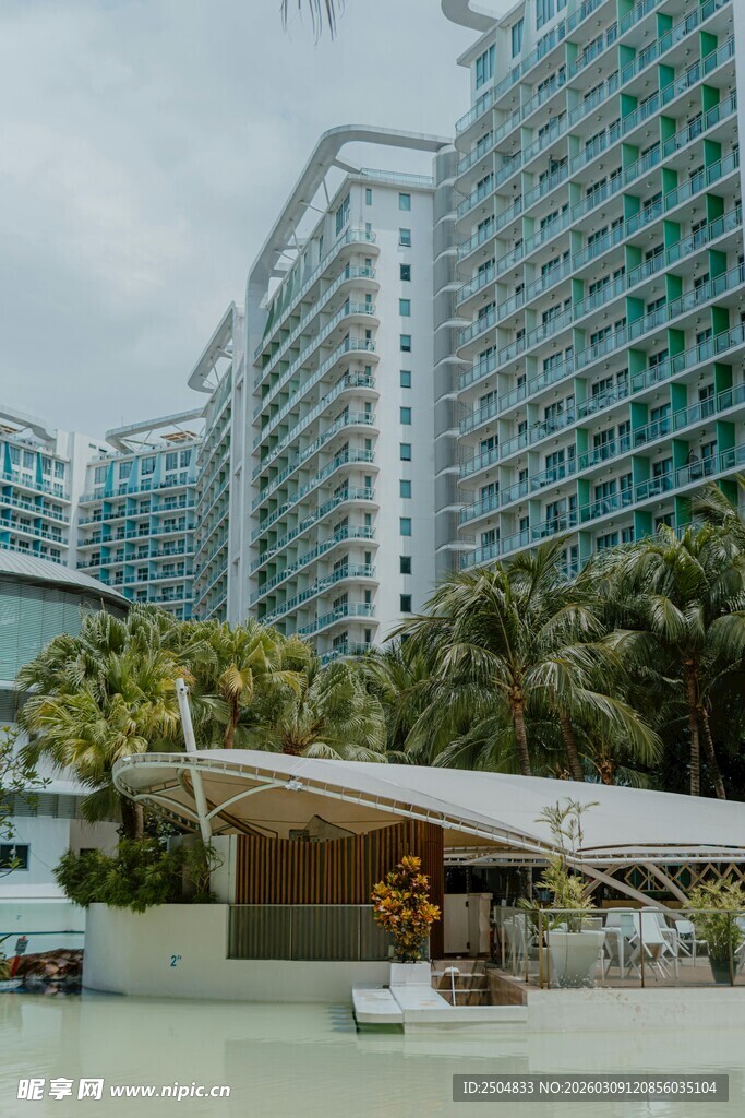 现代都市中的休闲建筑景观