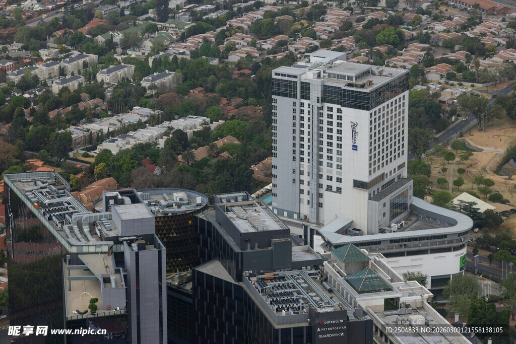 现代高楼建筑群俯瞰图