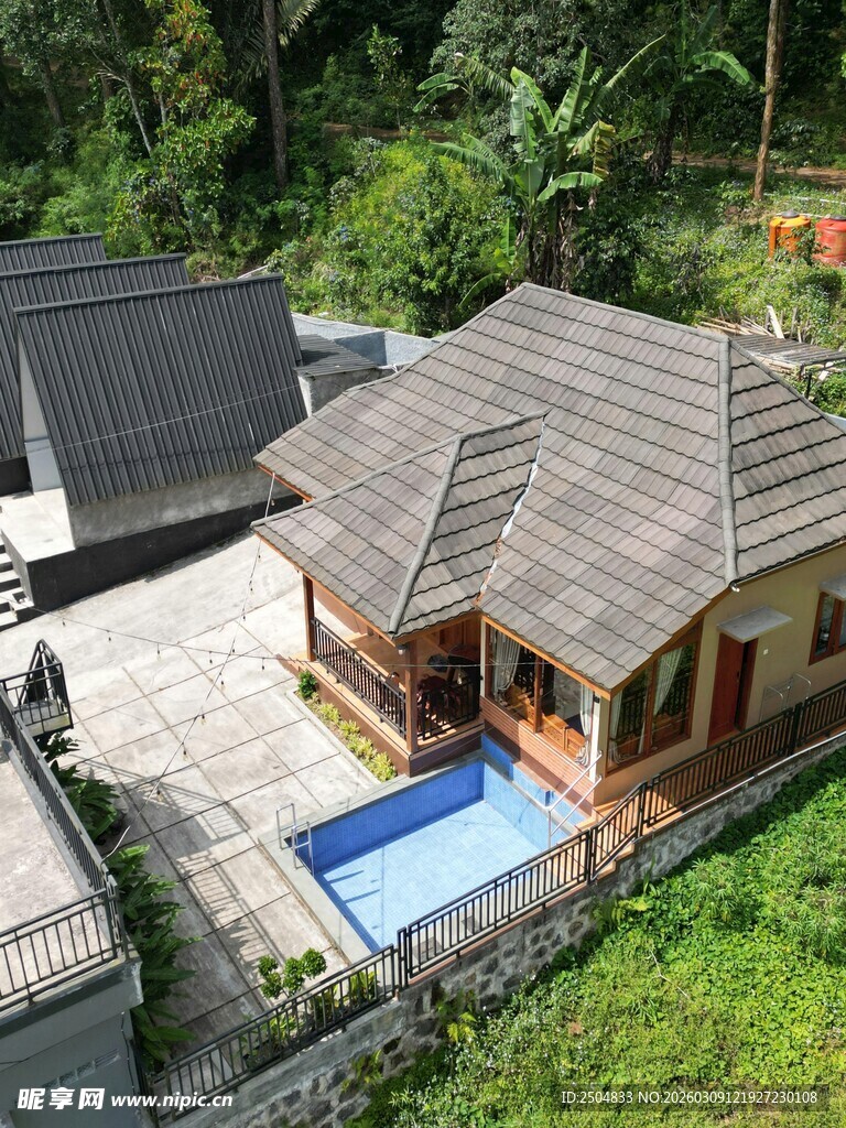 热带风情带泳 度假小屋