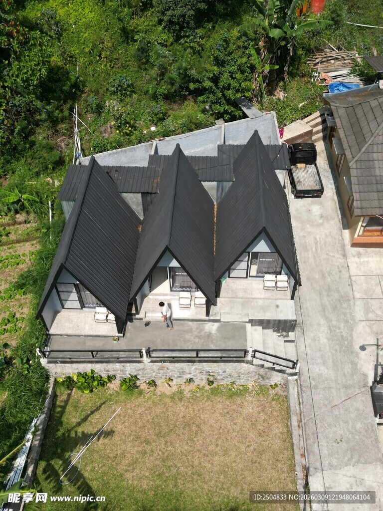 屋顶独特的东南亚风格建筑