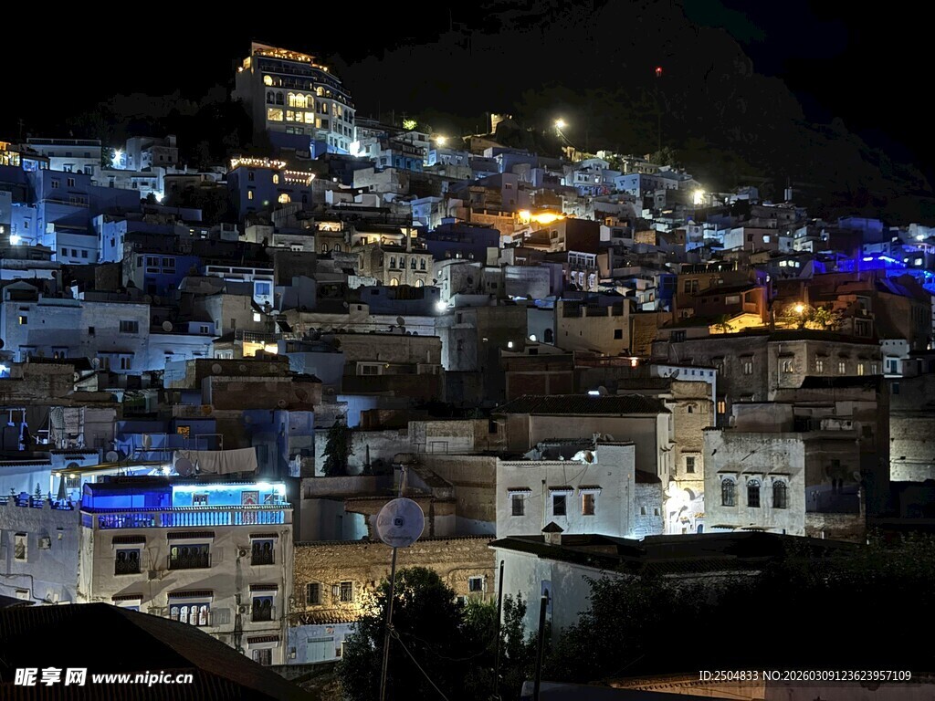 山城夜景璀璨灯火