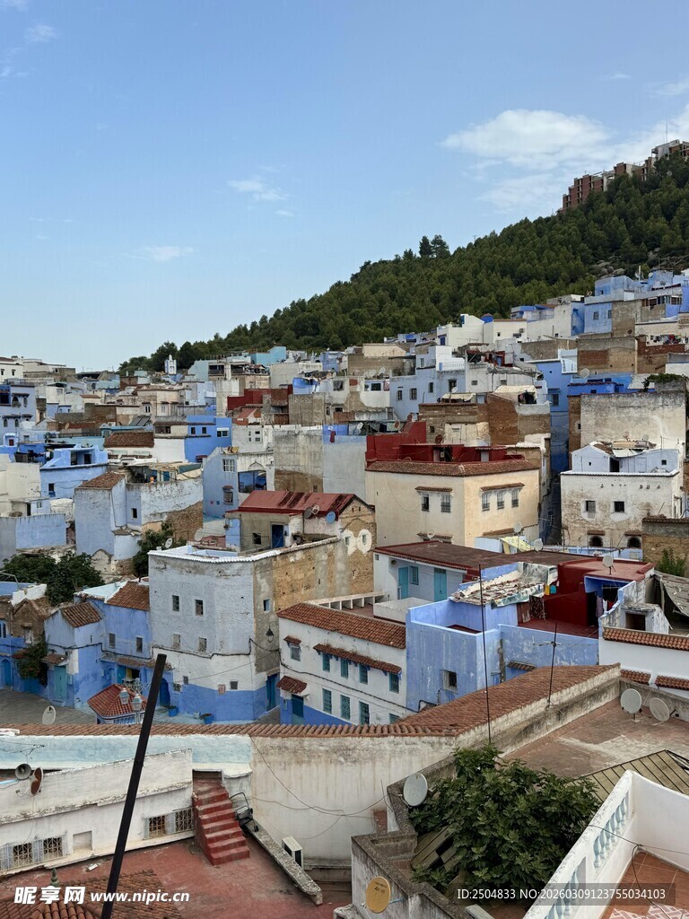 蓝白小镇 梦幻般的建筑景观