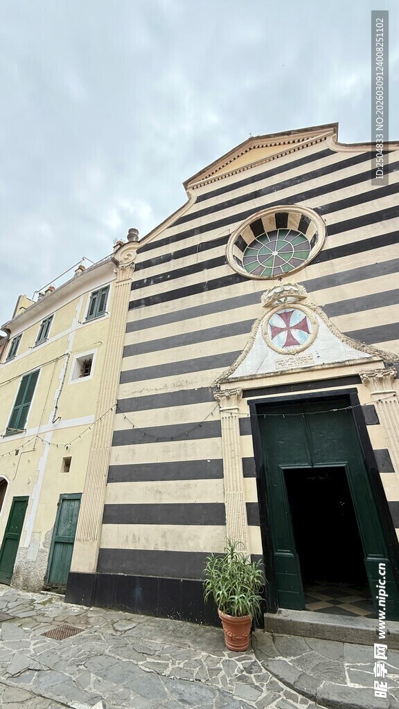 条纹建筑外观独特