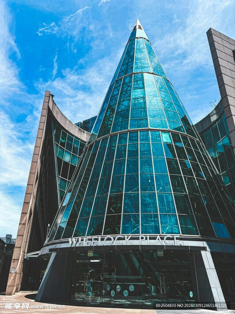 现代玻璃建筑外观风采