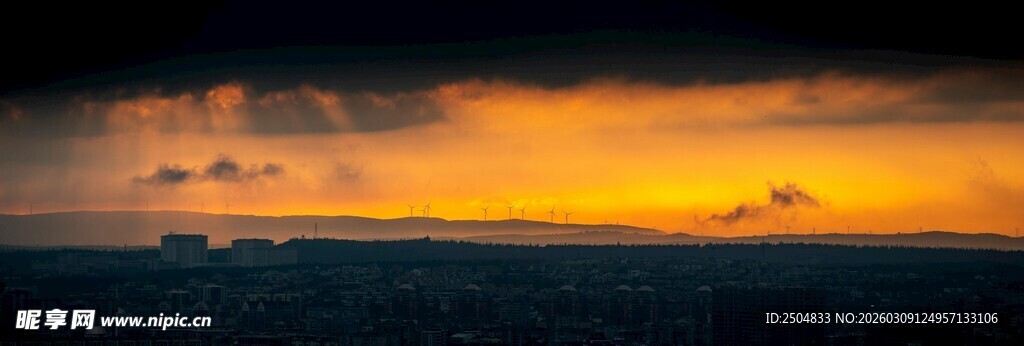 壮丽黄昏天空景色