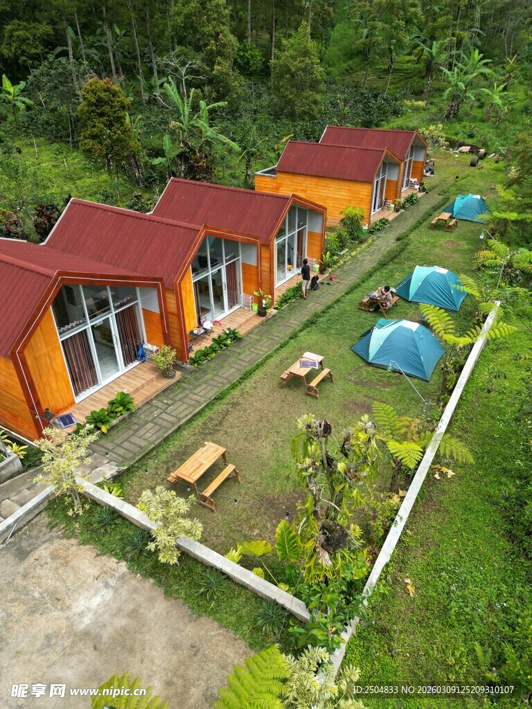 田园 度假小屋户外景致